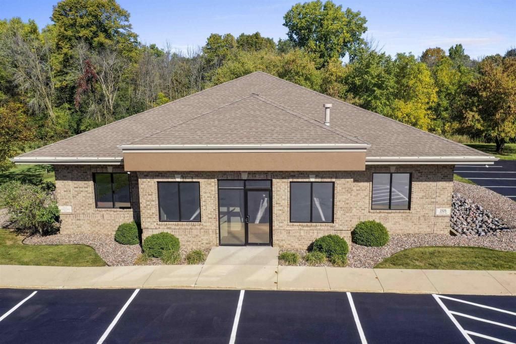 Executive Office Suites Verlin 2325 Verlin Rd, Green Bay, WI 54311